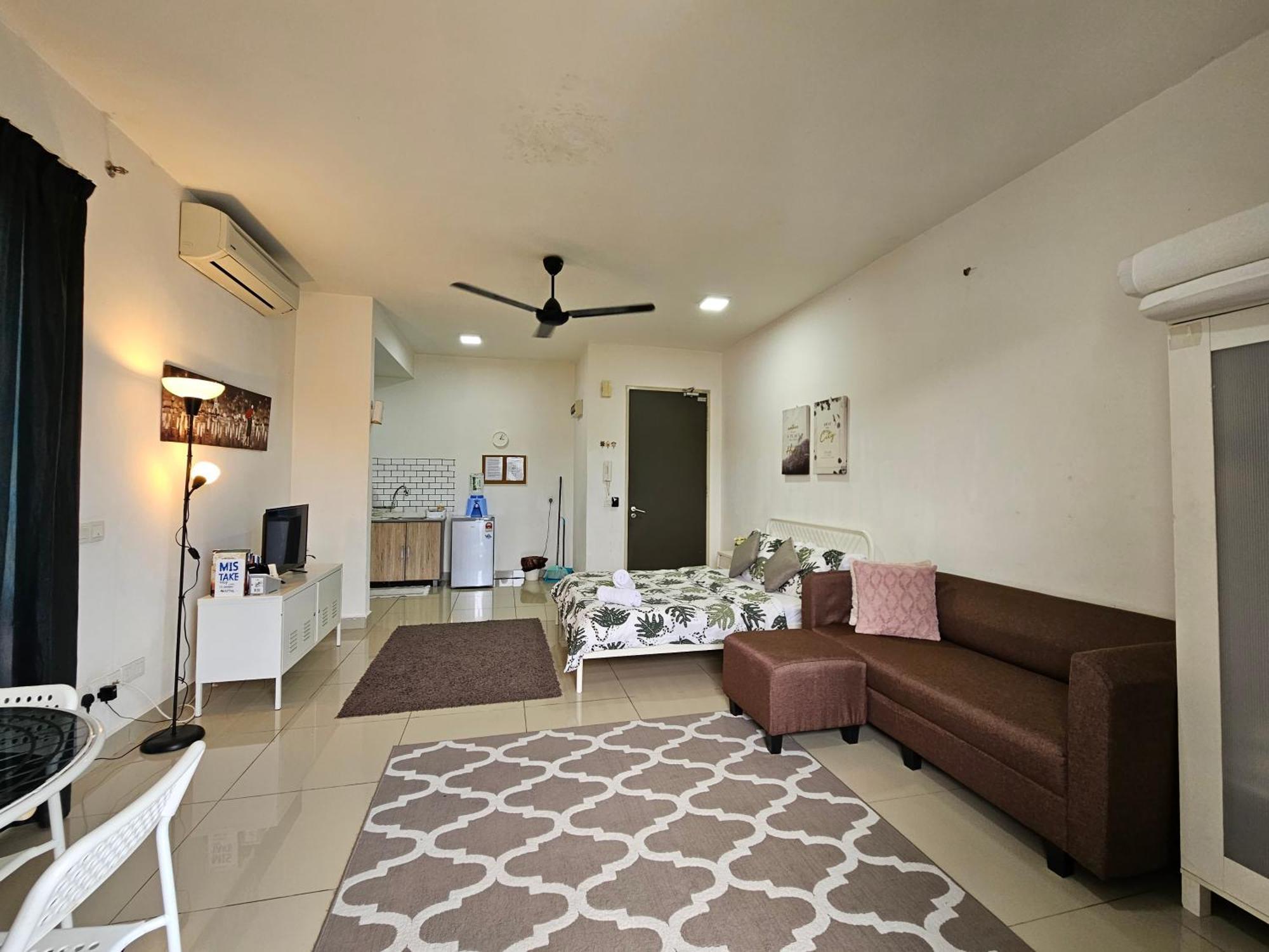 Urban 360 Studio By La Ritz Cuevas de Batu Exterior foto